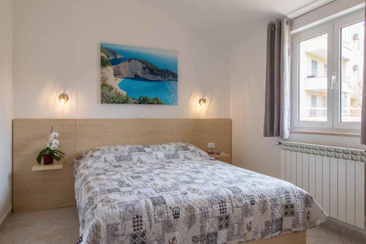 Apartments Ivica 1706 Ližnjan エクステリア 写真