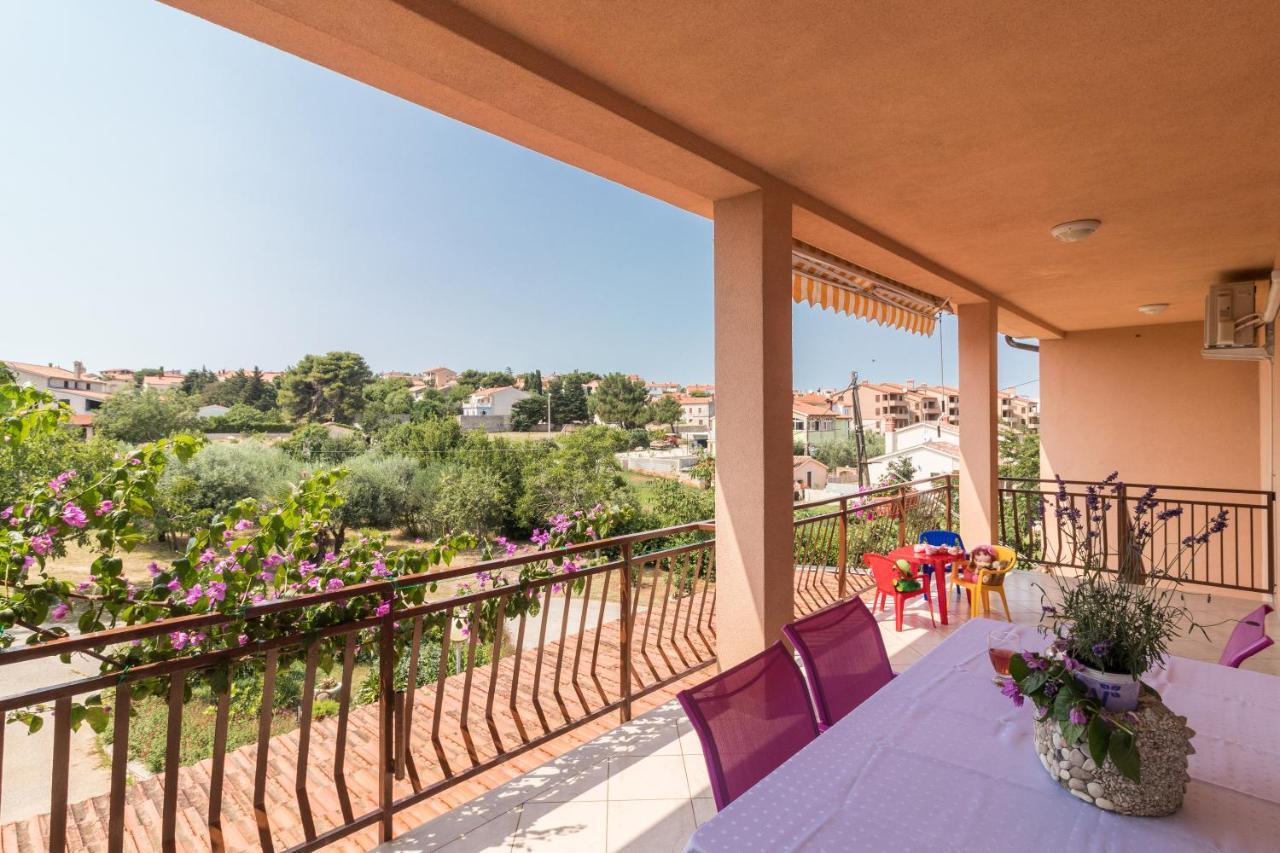 Apartments Ivica 1706 Ližnjan エクステリア 写真