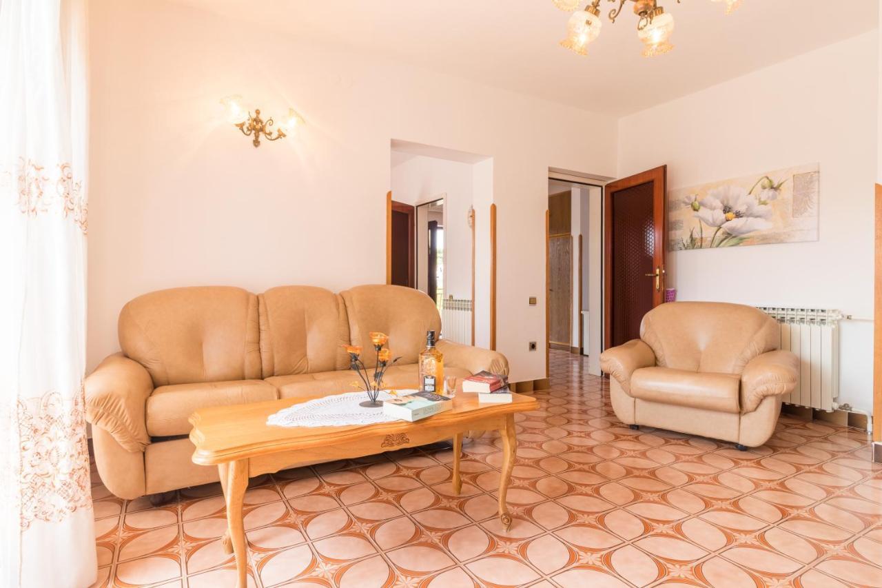 Apartments Ivica 1706 Ližnjan エクステリア 写真