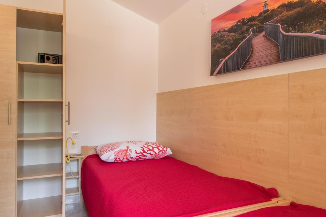 Apartments Ivica 1706 Ližnjan エクステリア 写真